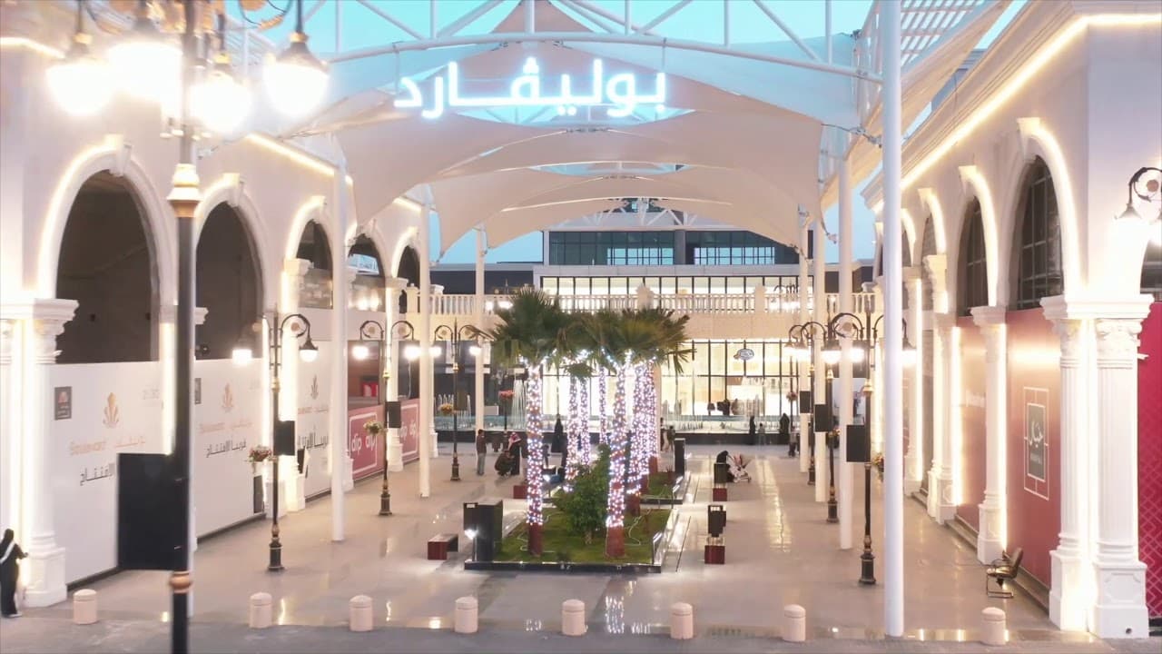 Kunjungi Khamis Mushait Boulevard, Desa Warisan Bin Hamsan, dan Istana Al Mushait
