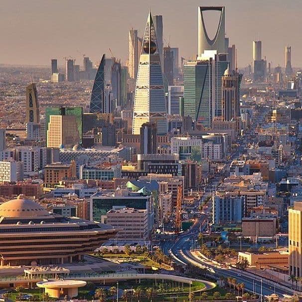 Kunjungi Kingdom Tower, Al Faisaliah Tower, dan Kawasan Warisan Al Deera - Riyadh